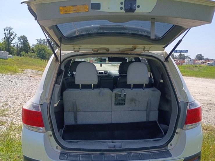 2012-toyota-highlander-image-58