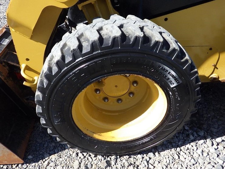 2014-caterpillar-226d3-image-14