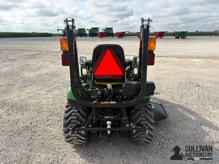 2020-john-deere-1025r-image-6