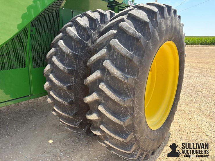 2014-john-deere-s670-image-11