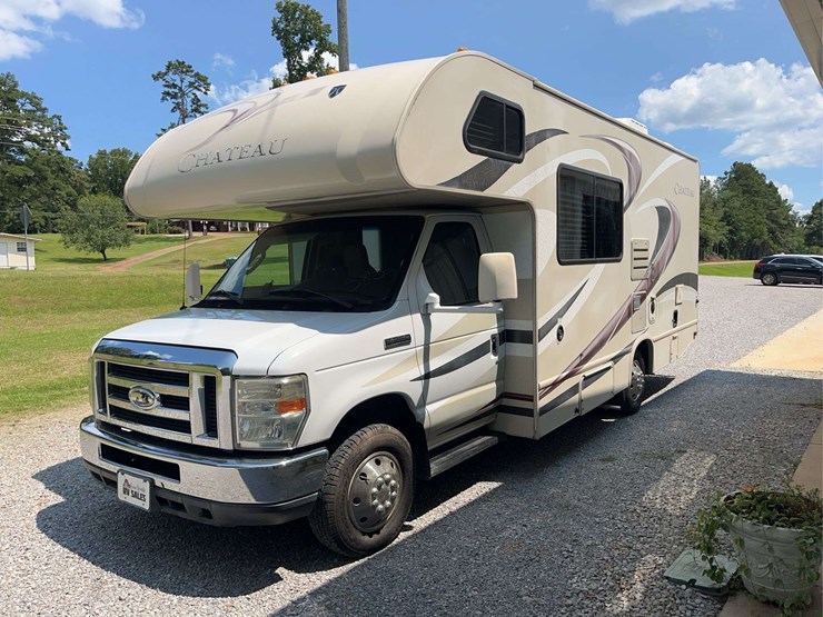 2015-ford-e350-image-5