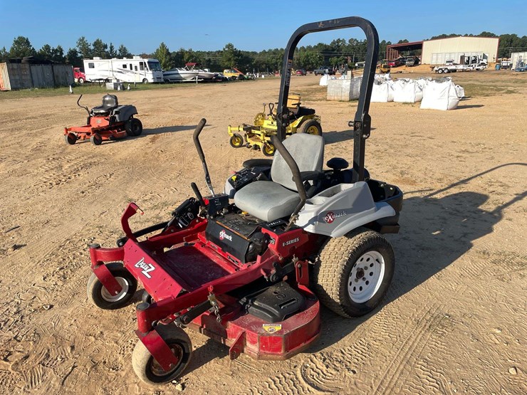 2011-exmark-z-52”-zero-turn-mower-(1362-hours)-image-1