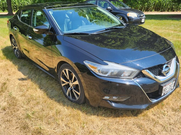 #2809-•-2016-nissan-maxima-sl-(has-wi-title)-image-3