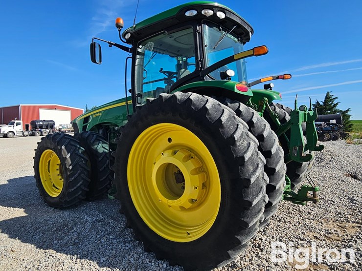 2010-john-deere-8295r-image-7