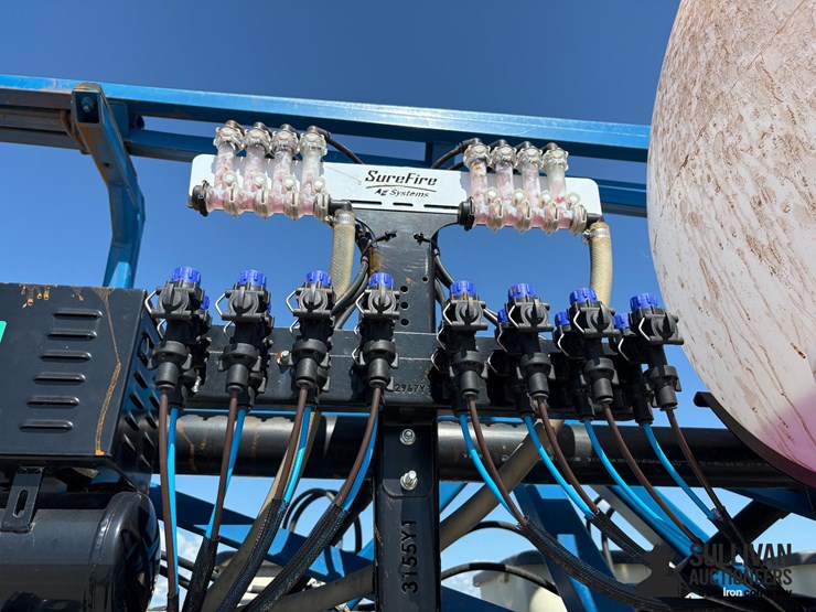 1995-kinze-2600-image-17