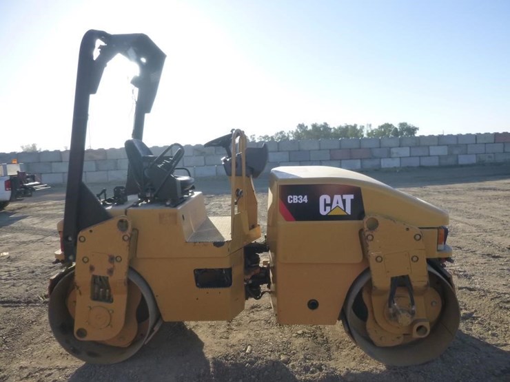 2008-caterpillar-cb34-image-14