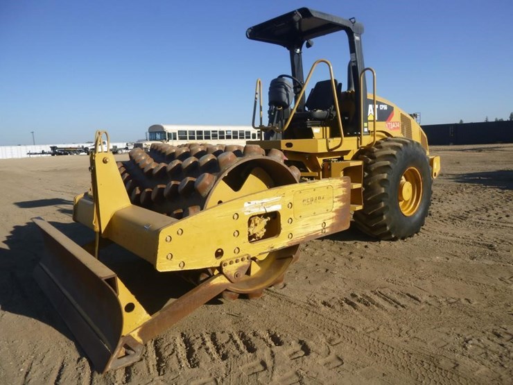 2011-caterpillar-cp56-image-2