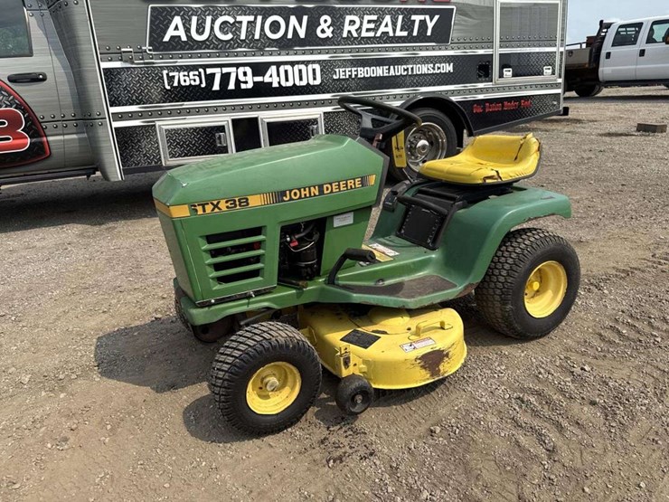 john-deere-38-image-1