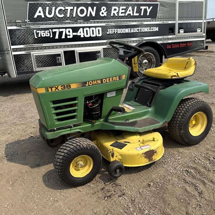 JOHN DEERE 38