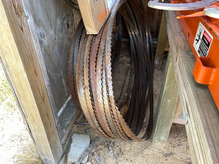 #7974-•-lot-of-wood-mizer-saw-mill-blades-image-3