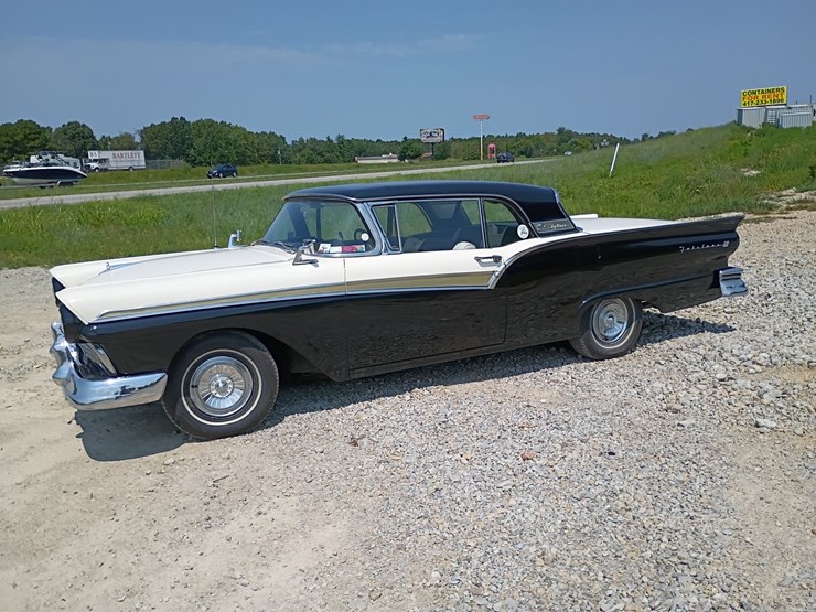1957-ford-500-image-2