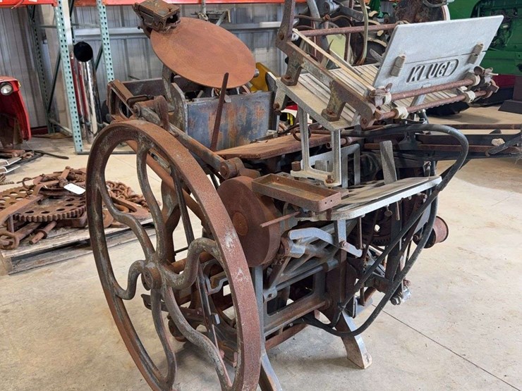 the-chandler-&-price-co.-printing-press-image-2