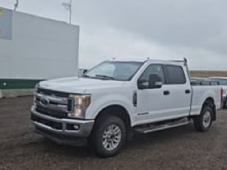 2018-ford-f350-image-5