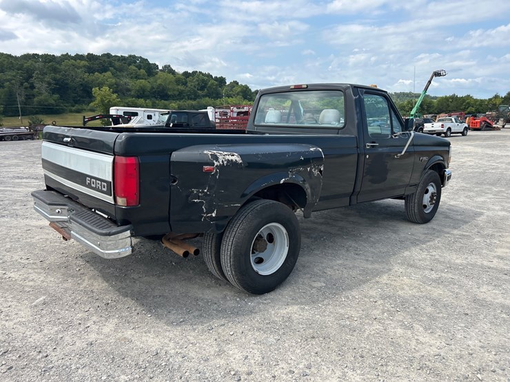 1995-ford-f350-image-4