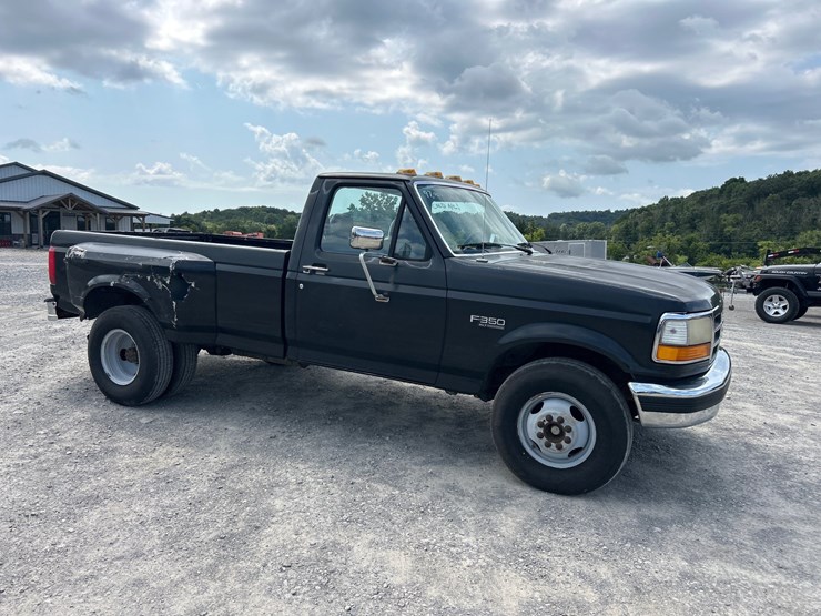 1995-ford-f350-image-3