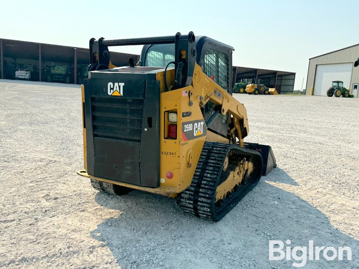 2018-caterpillar-259d-image-6