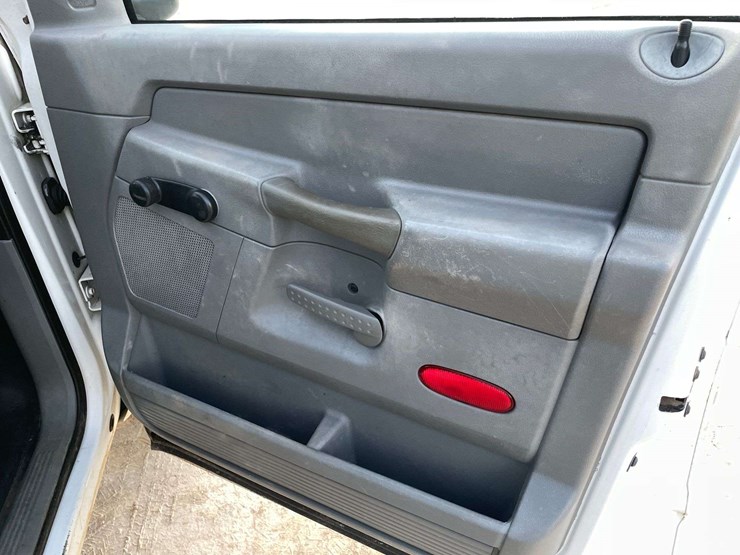 2007-dodge-ram-1500-image-17