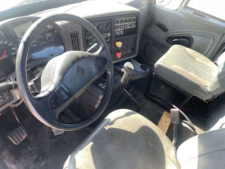 2006-international-transtar-8600-image-12