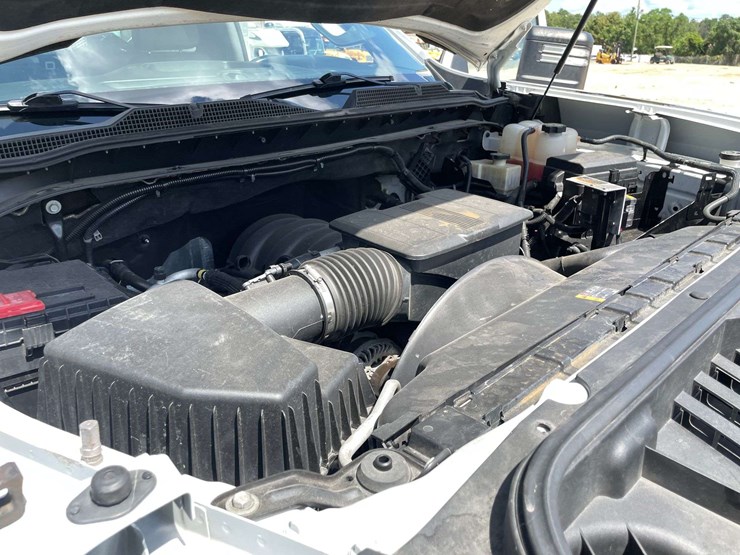 2022-chevrolet-silverado-3500-image-9