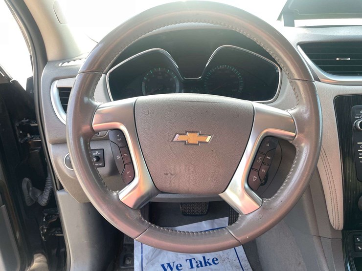 2017-chevrolet-traverse-image-12