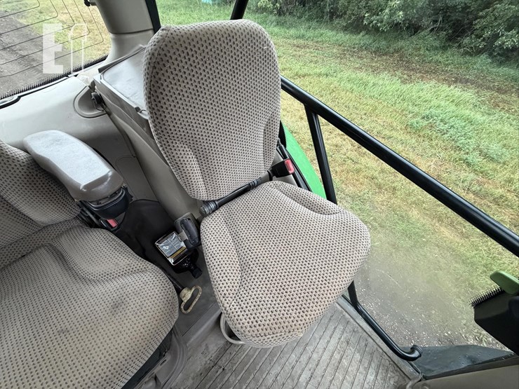 2014-john-deere-6190r-image-36