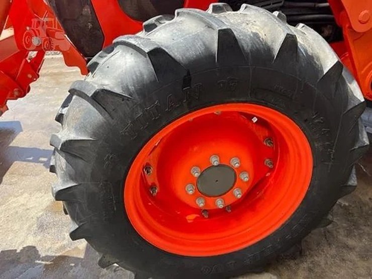 2015-kubota-m5-111d-image-20