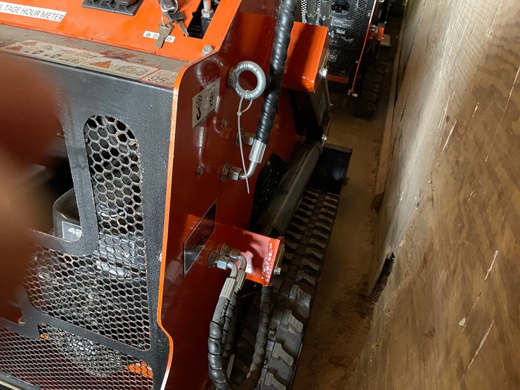 #9729-•-future-mini-skid-steer-loader-image-4