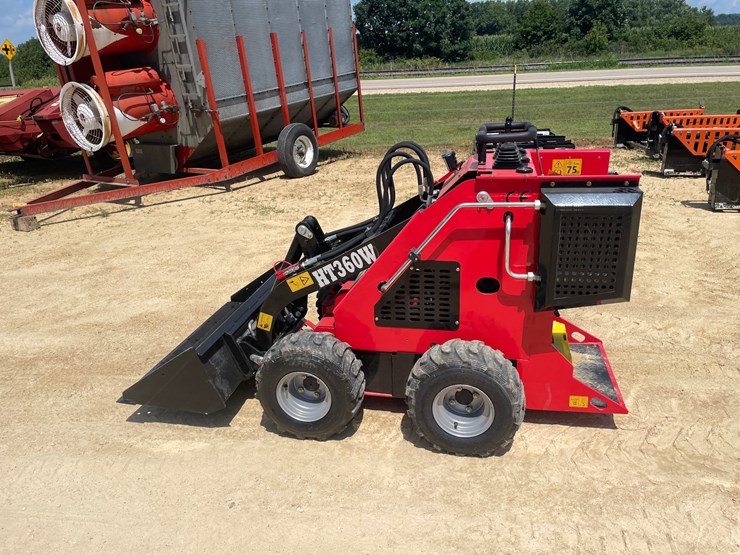 #416-•-new-ht360-mini-wheel-skid-steer-image-8