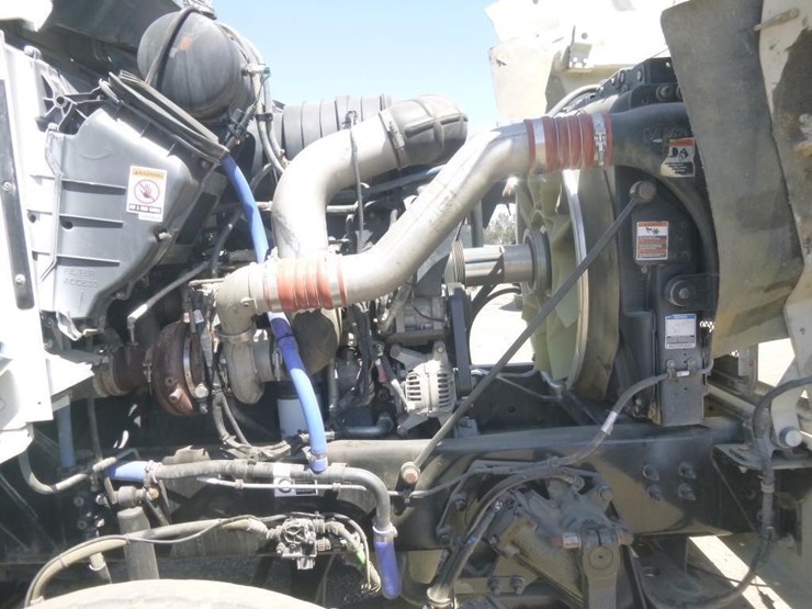 2011-kenworth-t400-image-28