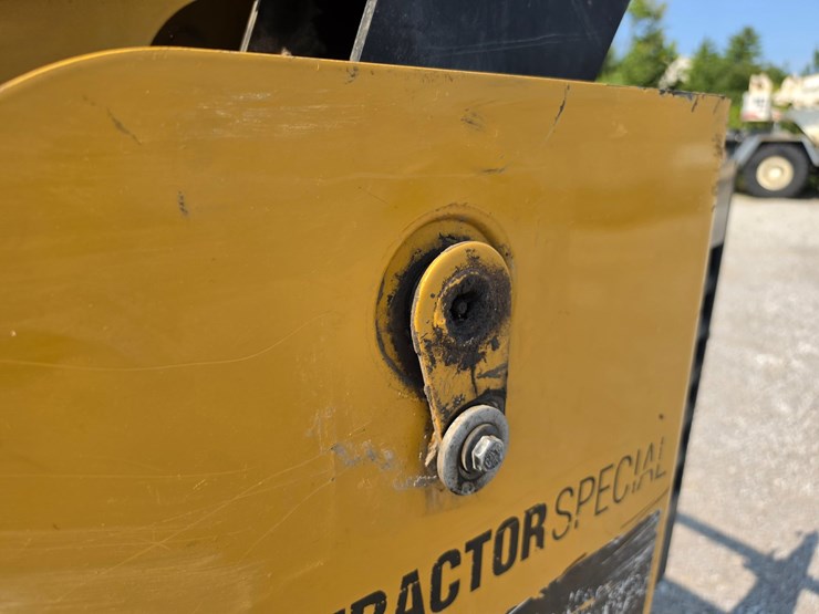 2016-caterpillar-289d-image-64