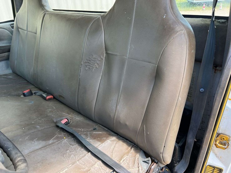 1995-dodge-ram-3500-image-26