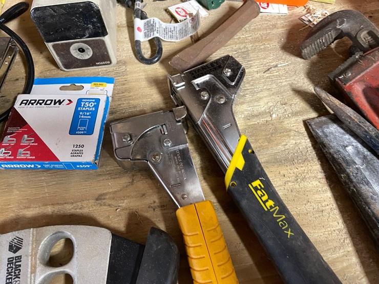 #10145-•-(5)-staplers-image-9