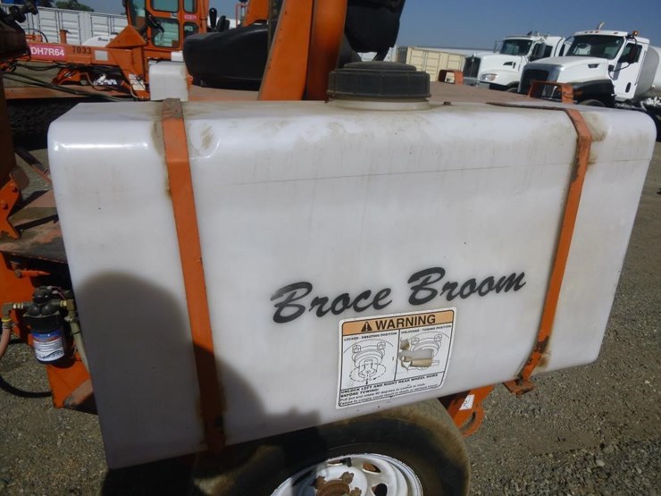 2014-broce-bb250b-image-16