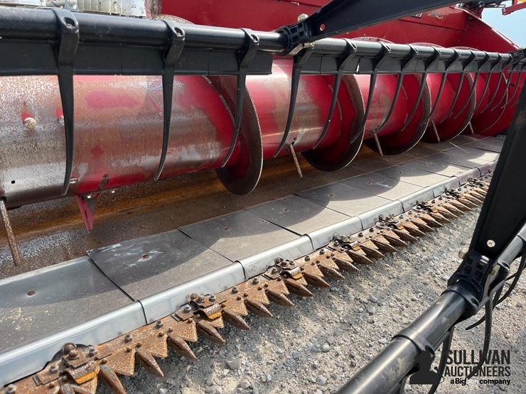 2011-case-ih-3020-image-15