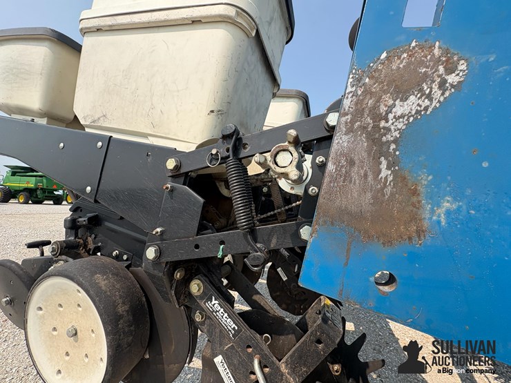 kinze-3200-image-13