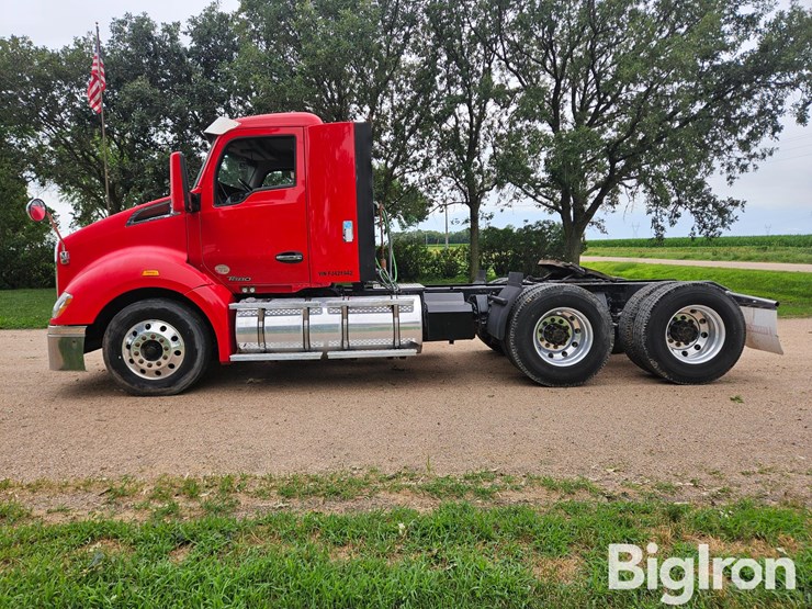 2015-kenworth-t660-image-8