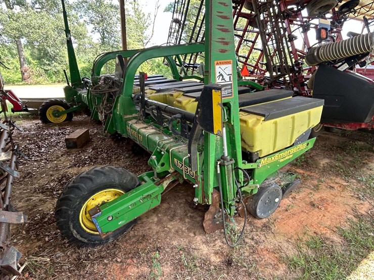 2000-john-deere-1730-image-9