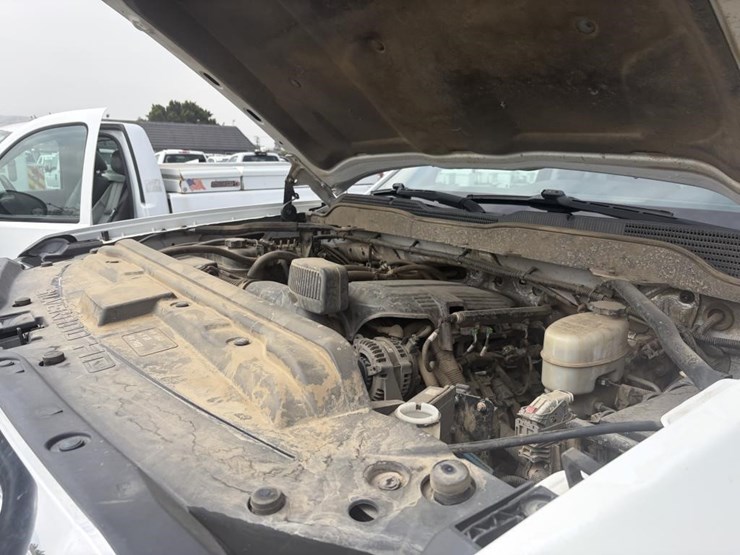 2015-chevrolet-silverado-2500-image-6