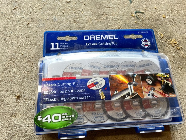 #10156-•-various-fasteners-and-drill-bits-image-8