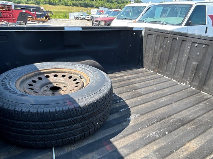 2011-chevrolet-1500-image-9