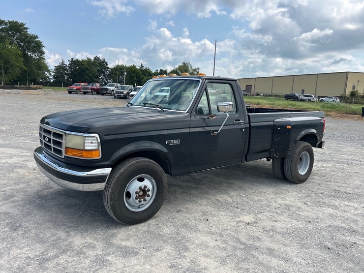 1995-ford-f350-image-1