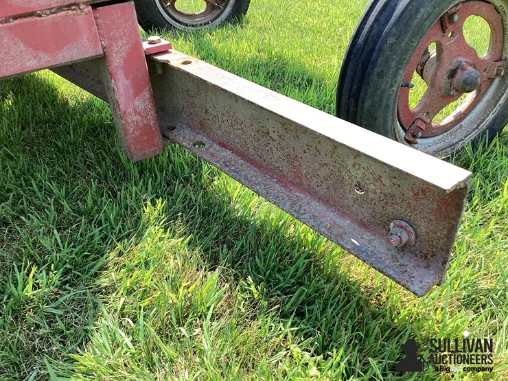 1944-farmall-a-2wd-tractor-w/belly-blade-image-20
