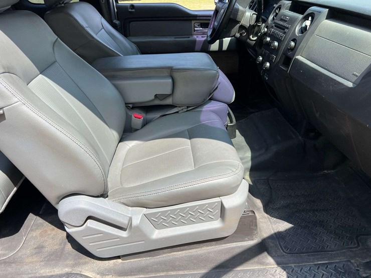 2011-ford-f150-image-44