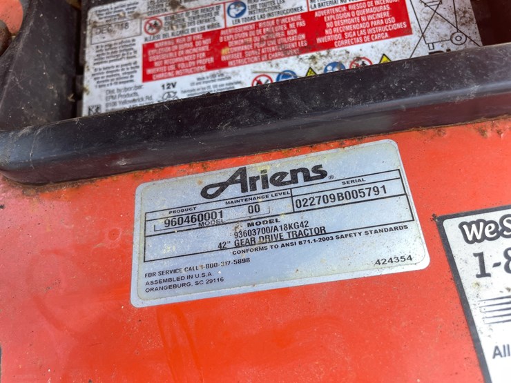 #7977-•-ariens-riding-lawn-mower-image-31
