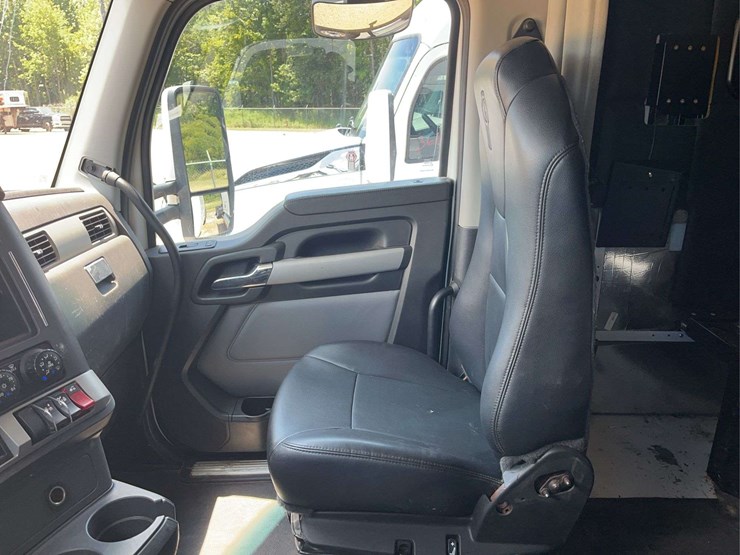 2022-kenworth-t680-image-20
