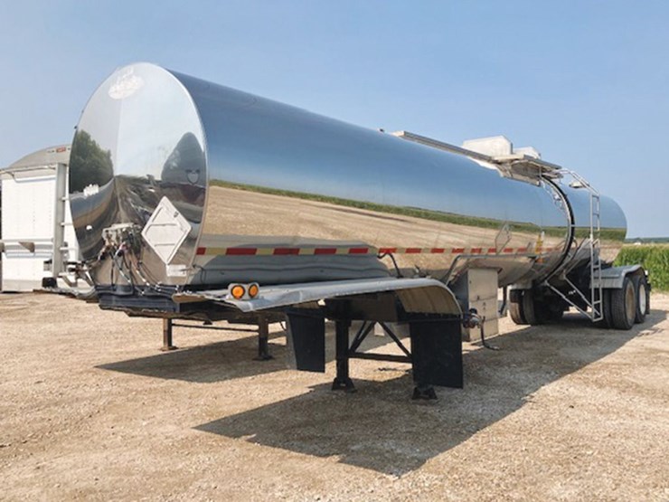 1991-polar-tanker-image-1