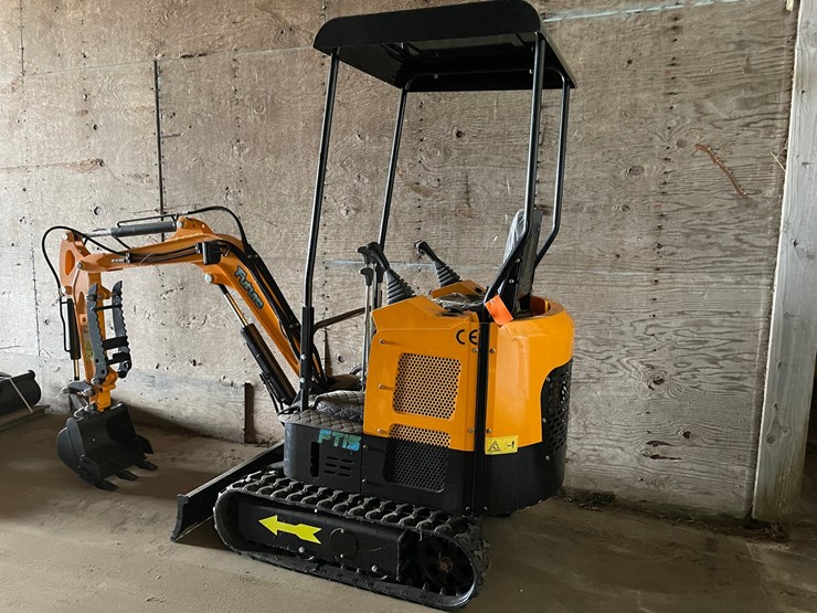 #9731-•-future-mini-excavator-image-1