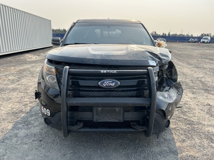 2014-ford-explorer-image-8
