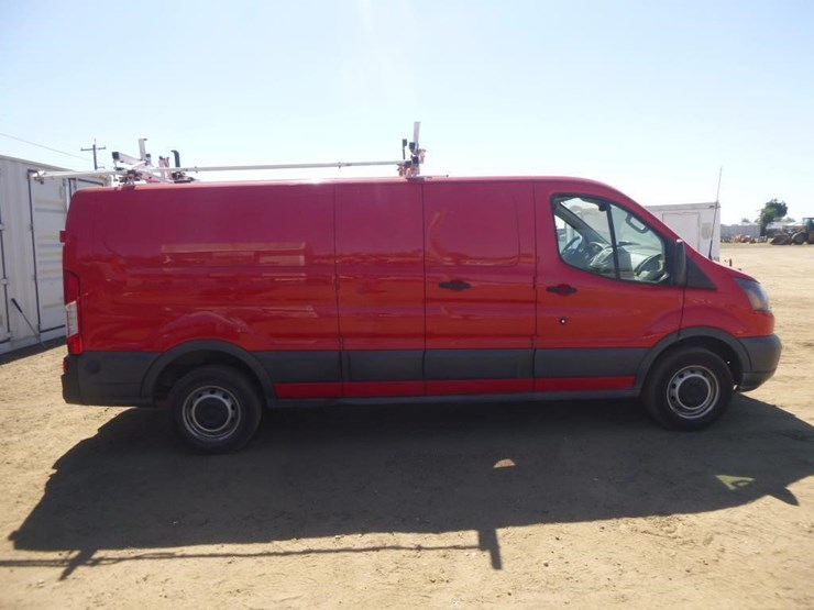 2016-ford-transit-image-13