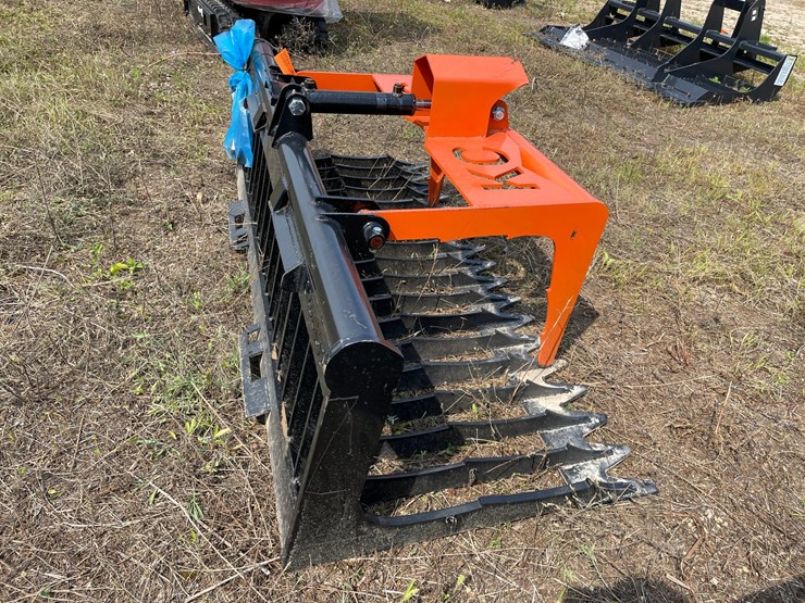 #9759-•-kc-universal-mount-rock-grapple-bucket-image-4